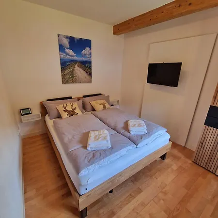 Alpenglueck Apartman *